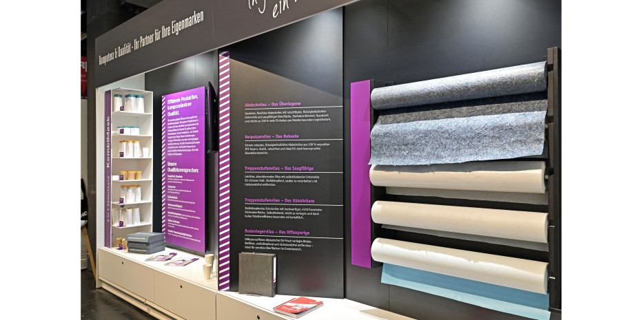 Auf der Internationalen Eisenwarenmesse zeigte Storch-Ciret verschiedene Maler-Abdeckvliese für unterschiedliche Anwendungen. Auch das 2-in-1 Abklebeband „Kombi Mask“ wurde vorgestellt.&nbsp;