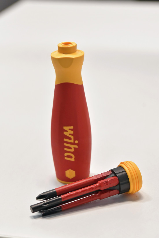 Der Pocket-Max passt in eine Hosentasche.