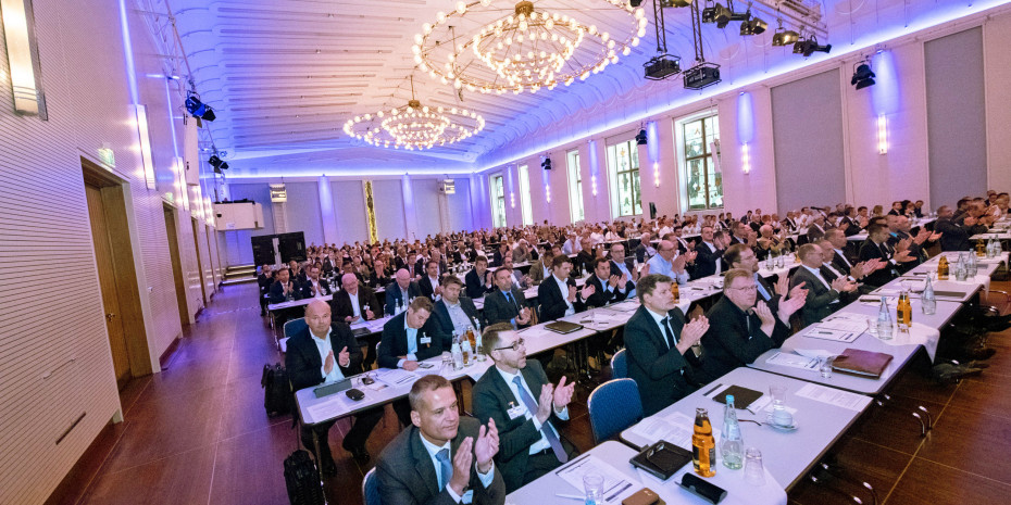 Eurobaustoff-Gesellschafterversammlung, Köln
Eurobaustoff-Gesellschafterversammlung, Köln