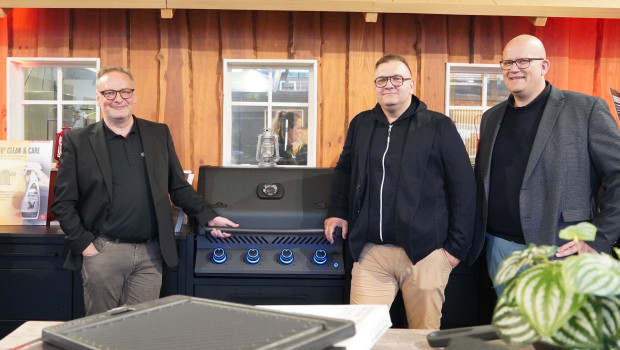 Die Geschäftsführer Joachim Weber (Grillfürst), Daniel Joachimmeyer und Thomas Pabst (beide Burnout Kitchen, v. l. n. r.). Die Geschäftsführer Joachim Weber (Grillfürst), Daniel Joachimmeyer und Thomas Pabst (beide Burnout Kitchen, v. l. n. r.).