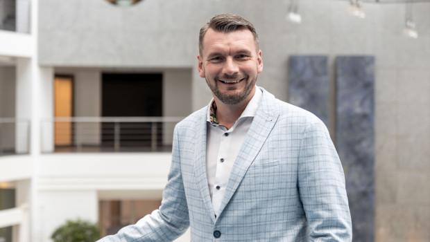 Tobias Höllriegel&nbsp;hat zuvor im Baustoff-Fachhandel&nbsp;gearbeitet.&nbsp;