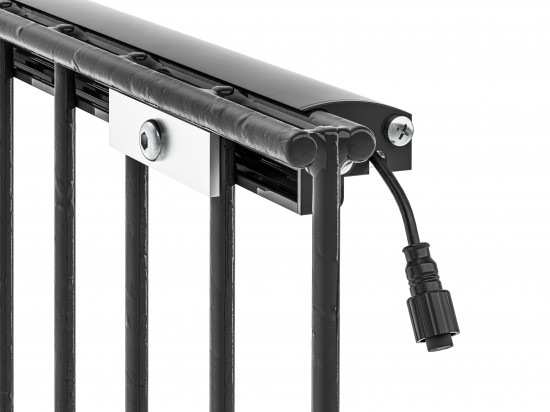 Mit dem Kabel-Stecksystem &nbsp;können die Elemente direkt&nbsp;miteinander&nbsp;verbunden&nbsp;werden.