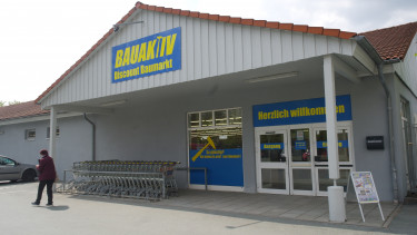 NBB eröffnete gestern ersten Bauaktiv Discount-Baumarkt