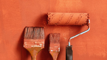 Markt für Bautenfarben wächst weiter, Industrielacke verlieren