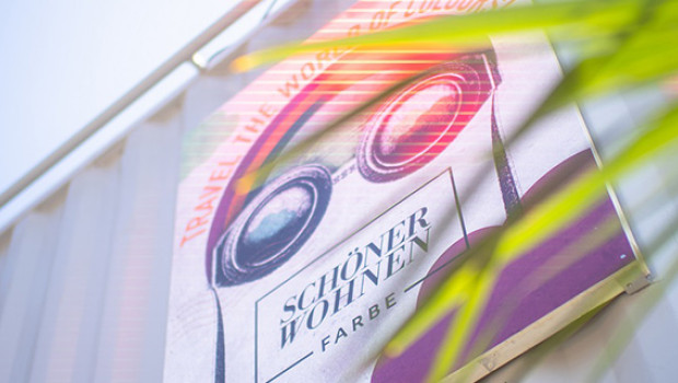 Das Motto des Stands lautete "Travel the World of Colours". Das Motto des Stands lautete "Travel the World of Colours".