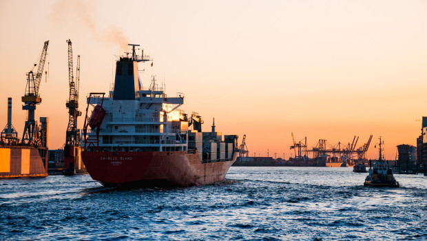 Die ZEMBRA-Mitglieder bündeln ihre Frachtvolumen, um Emissionen einzusparen. Die ZEMBRA-Mitglieder bündeln ihre Frachtvolumen, um Emissionen einzusparen.