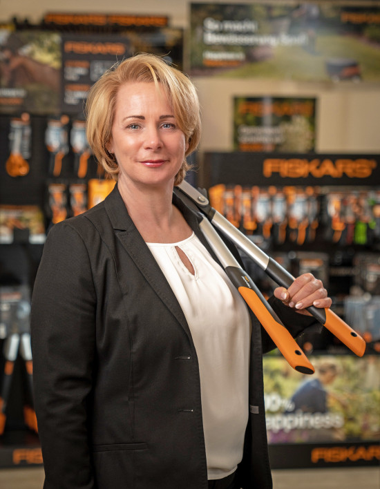 Barbara Rossmann, Senior Manager.