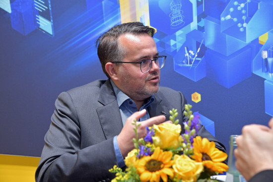 Für Patrick Schwab, Department Head Dachser DIY Logistics, ist die Fahrtrichtung klar: „Weiter in die Zukunft investieren.“