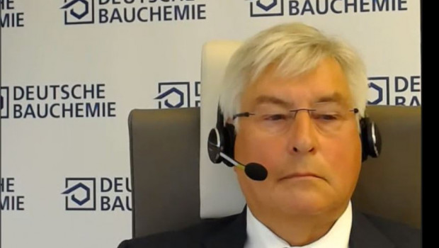 Nobert Schröter, Hauptgeschäftsführer Deutsche Bauchemie, moderierte die Veranstaltung.&nbsp;