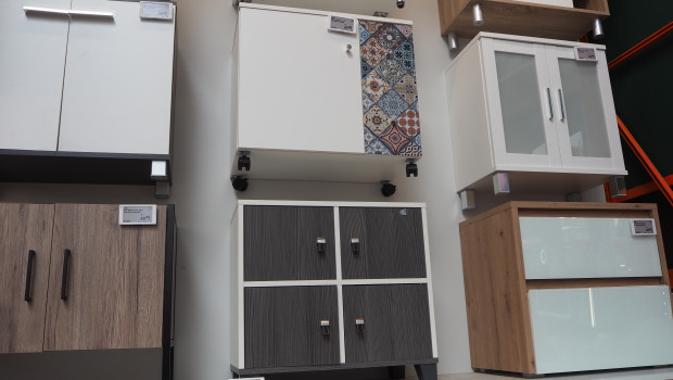 Auch im Baumarkt werden Möbel verkauft. Für dieses Segment verlief das Jahr 2023 jedoch nicht sehr erfreulich.&nbsp;