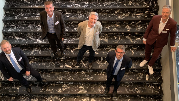 Der neue Aufsichtsrat der Holzland-Kooperation (v. l.) mit&nbsp;Karsten Ahrens, Dr. Josef Simmer, Daniel Pfirter, Jochen Scherf und Johann Ziller.