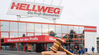 Ware der steirischen Hellweg-Märkte unterm Hammer