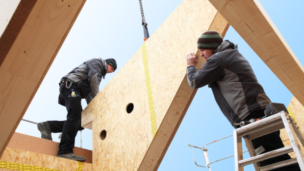 Die Preise für Zimmer- und Holzbauarbeiten stiegen im Berichtsmonat am stärksten. Die Preise für Zimmer- und Holzbauarbeiten stiegen im Berichtsmonat am stärksten.