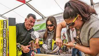 Heimwerkerkönig präsentiert Akkugeräte Heimwerkerkönig präsentiert Akkugeräte