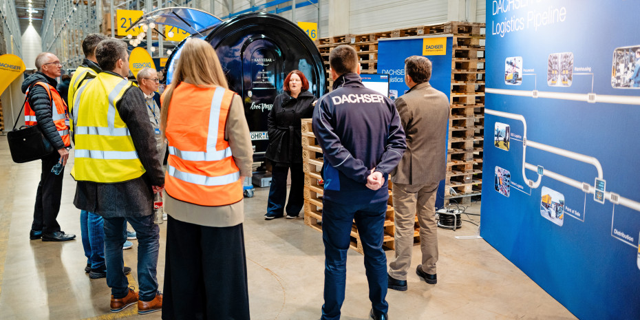 Für die Spread-Out-Session zum Thema „Die Zukunft der Omnichannel-Handelslogistik“ hat Dachser Ingrid Lommer eingeladen, die über Online-Marktplätze sprach.
