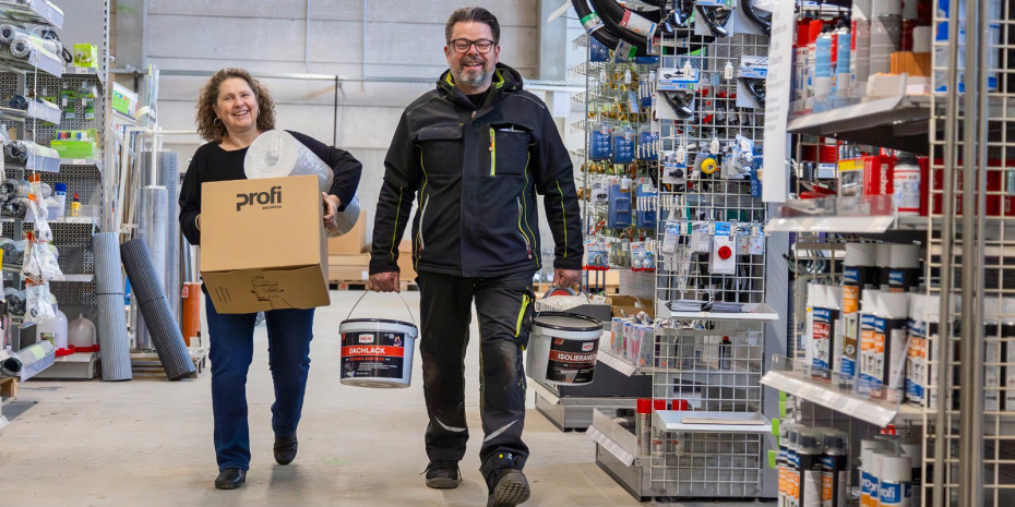 Susann und Riccardo Westphal auf dem Weg in den neuen Markt.
