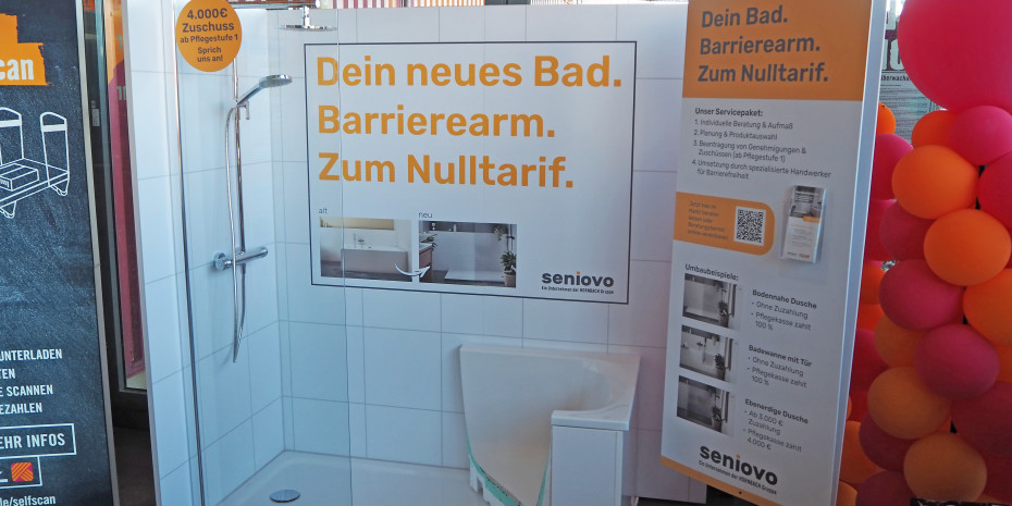 Die Seniovo-Präsentation&nbsp;macht auf einen Blick deutlich, worum es geht: barrierearme Dusche statt Badewanne.