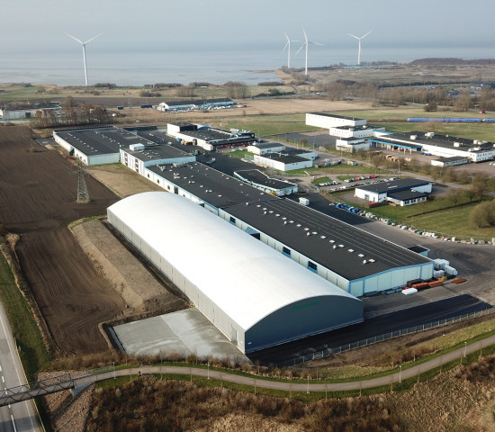 Zu Drome gehören auch Sägewerke, Imprägnieranlagen und Produktionsstätten für Pellets, Fertighäuser sowie Dachstühle.