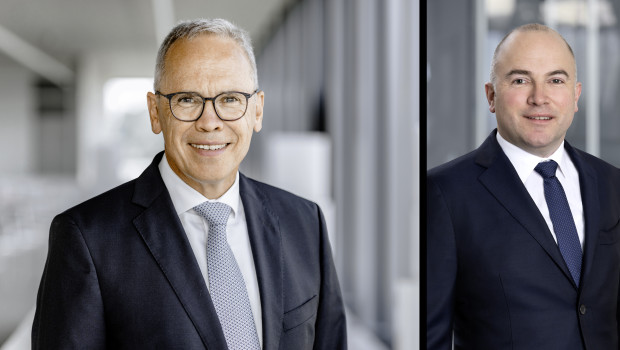 Joachim Kaltmaier (links) scheidet auf eigenen Wunsch aus, Ralf Schaich (r.) übernimmt seine Funktion. Joachim Kaltmaier (links) scheidet auf eigenen Wunsch aus, Ralf Schaich (r.) übernimmt seine Funktion.