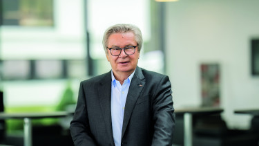 Prof. Klaus Fischer wird 75