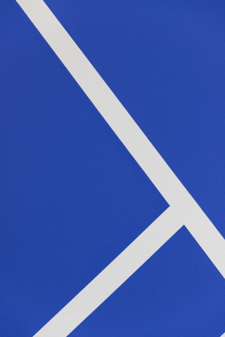 Das Malerband sorgt für gestochen scharfe Farbkanten.