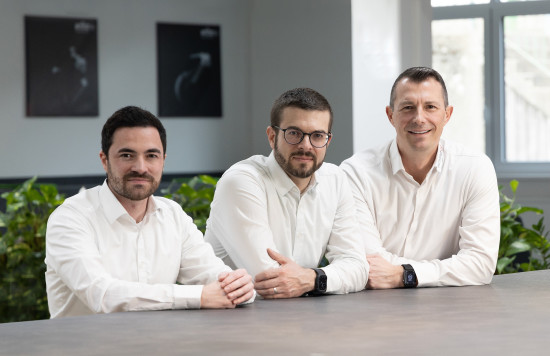 Dr. Manuel Wehrle, Wilhelm Hahn und Mario Sommer aus der Wiha Geschäftsleitung blicken stolz auf eine 85-jährige Geschickte zurück und zuversichtlich in die Zukunft.