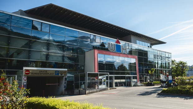 Die acht Baumarkt-Standorte von Würth Hochenburger, hier Innsbruck, werden auf das Hagebaumarkt-System umgestellt.