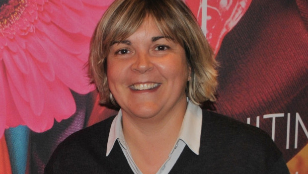 Noelia Mansilla ist bei Dümmen Orange jetzt Geschäftsführerin für den Vertrieb in der Region EMEA. Noelia Mansilla ist bei Dümmen Orange jetzt Geschäftsführerin für den Vertrieb in der Region EMEA.