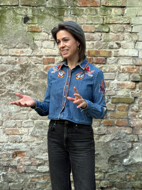 Lise Uduak hat sich auf Coaching- und Organisationsentwicklung spezialisiert. 