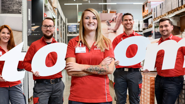 279 Nachwuchskräfte starten in diesem Jahr in den über 300 Baumärkten von Toom, B1 Discount Baumarkt und Klee Gartenfachmarkt. 279 Nachwuchskräfte starten in diesem Jahr in den über 300 Baumärkten von Toom, B1 Discount Baumarkt und Klee Gartenfachmarkt.