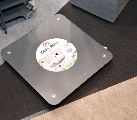 Macht Sonnenschirmständer mobil: Easy Roll für Ständer bis 50 kg.