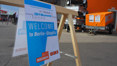Storetour steuert sechs Vorzeigemärkte in Berlin an