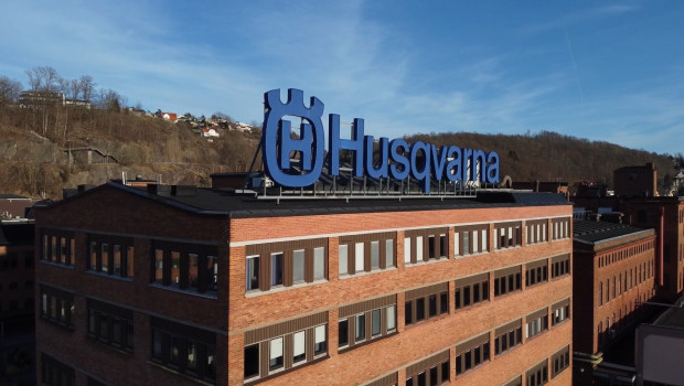 Das Foto zeigt nicht das Werk in Brastad, sondern den Husqvarna-Hauptsitz in Huskvarna.