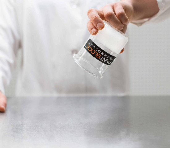 … und sorgt so dafür, dass diese nicht unter das Tape gelangen.&nbsp;