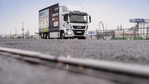 Der elektrisch betriebene Lkw ist in der Rhein-Main-Region unterwegs.&nbsp;