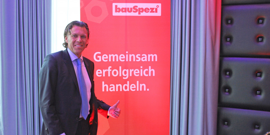 Bauspezi-Jahrestagung, Ex-Fifa-Schiedsrichter Urs Meier