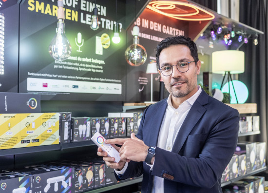 Navid Sanatgar von Müller-Licht ist von der neuen Tint-Kommunikation überzeugt.