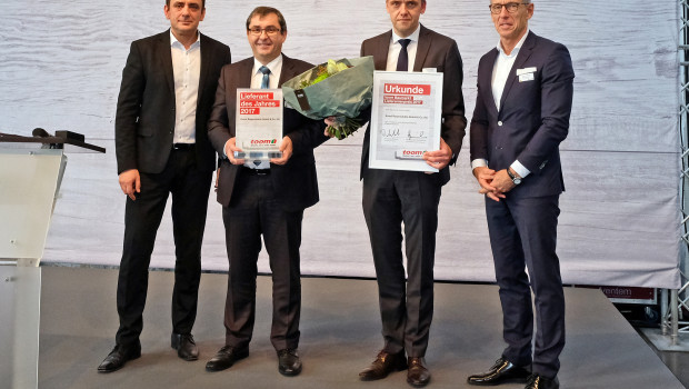 In Düsseldorf wurden am 29. November 2017 die Toom-Lieferatenpreise vergeben: Lieferant des Jahres wurde Knauf, ...
In Düsseldorf wurden am 29. November 2017 die Toom-Lieferatenpreise vergeben: Lieferant des Jahres wurde Knauf, ...