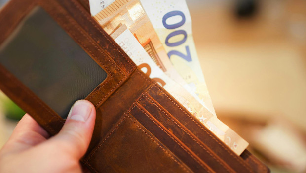 Die Deutschen überlegen sich weiterhin gut, wo sie ihr Geld ausgeben. Die Deutschen überlegen sich weiterhin gut, wo sie ihr Geld ausgeben.