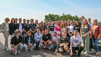 45 neue Nachwuchskräfte werden bei  L.I.T. eingearbeitet