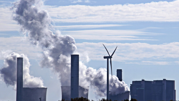 Der HDE hat jüngst die Forderung nach einem CO2-Mindestpreis statt der bestehenden EEG-Umlage erhoben.