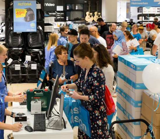 Gestern fand die zweite Eröffnung von Clas Ohlson in Hamburg statt.