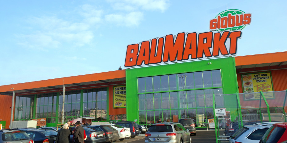 Die Außenfront des neuen Globus-Baumarktes in Saarlouis.