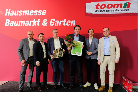 Kosche Holzwerkstoff erhielt den Nachhaltigkeitspreis.&nbsp;