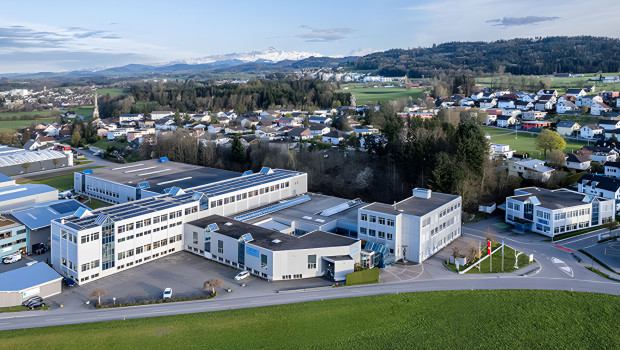 Seit 1975 entwickelt und produziert Cleanfix professionelle Reinigungsmaschinen für professionelle Anwender oder private Nutzer.&nbsp;