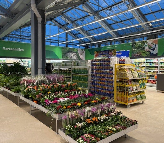 Auch ein Glashaus für die Gartenabteilung gehört zum neuen Standort.