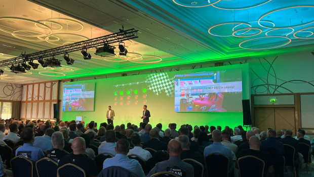 Die Marktleitertagung der Hagebau in Leipzig haben rund 300 Teilnehmerinnen und Teilnehmer besucht. Die Marktleitertagung der Hagebau in Leipzig haben rund 300 Teilnehmerinnen und Teilnehmer besucht.