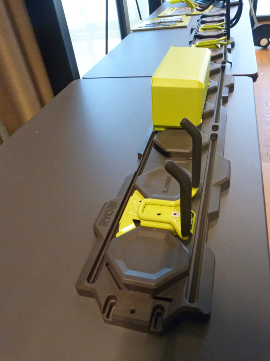 Mit dem Link-System lassen sich Werkzeuge und Gartengeräte flexibel und geordnet aufbewahren. &nbsp;