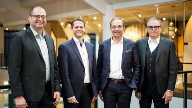 Parador hat sein Geschäftsleitungsteam komplettiert: Pier Vincenzo Marozzi, Lutz Michaelsen, Stefan Kükenhöhner und Ulrich Ketteler (v.l.). Parador hat sein Geschäftsleitungsteam komplettiert: Pier Vincenzo Marozzi, Lutz Michaelsen, Stefan Kükenhöhner und Ulrich Ketteler (v.l.).