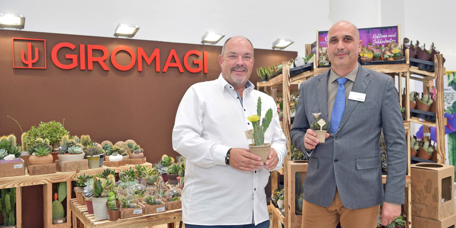 Peter Dombrowsky (Vertrieb DACH, links) und Daniele Emiliani (Vertrieb) sind zufrieden mit dem ersten Auftritt auf der Spoga+Gafa. Peter Dombrowsky (Vertrieb DACH, links) und Daniele Emiliani (Vertrieb) sind zufrieden mit dem ersten Auftritt auf der Spoga+Gafa.